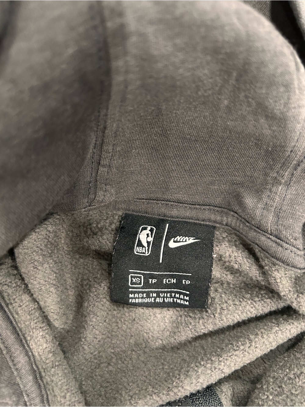 Okc thunder zip up - Picture 2 of 3